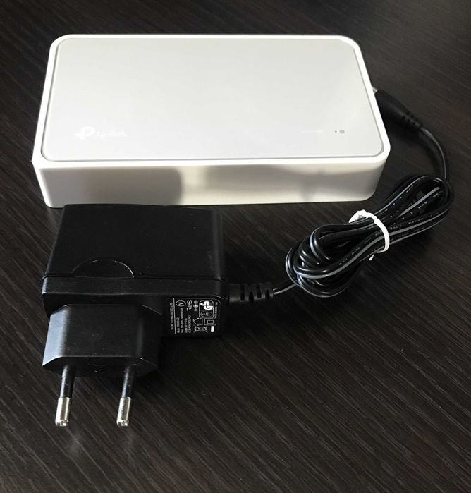 Коммутатор TP-LINK TL-SF1008D