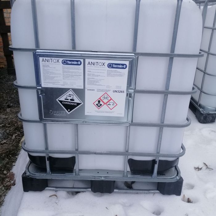 Євро куб (1000 л) ідеальний стан