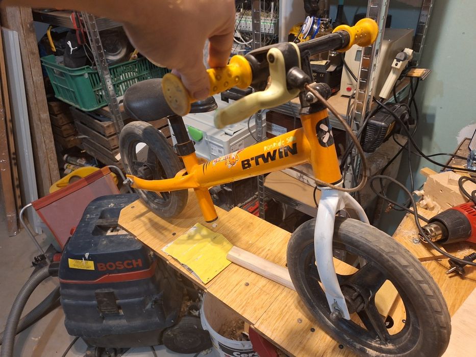 rowerek biegowy run ride 500