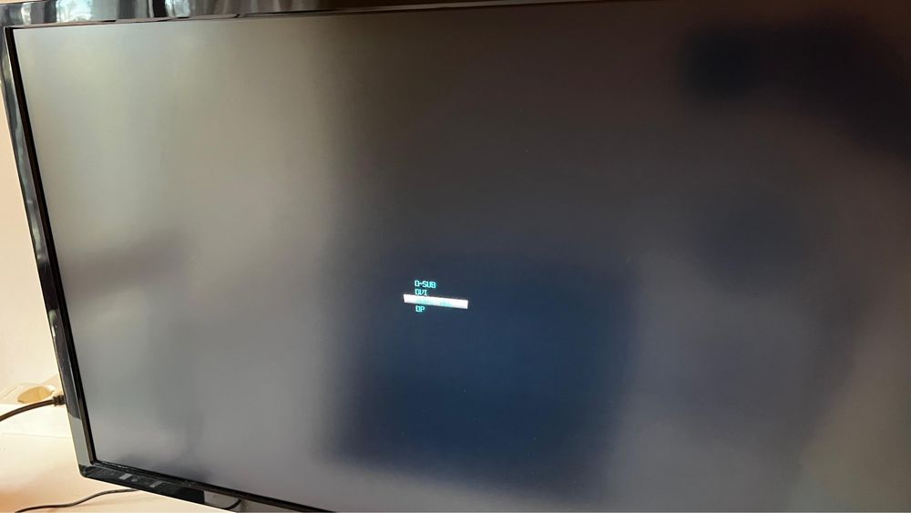 Monitor 28’ AOC 4K