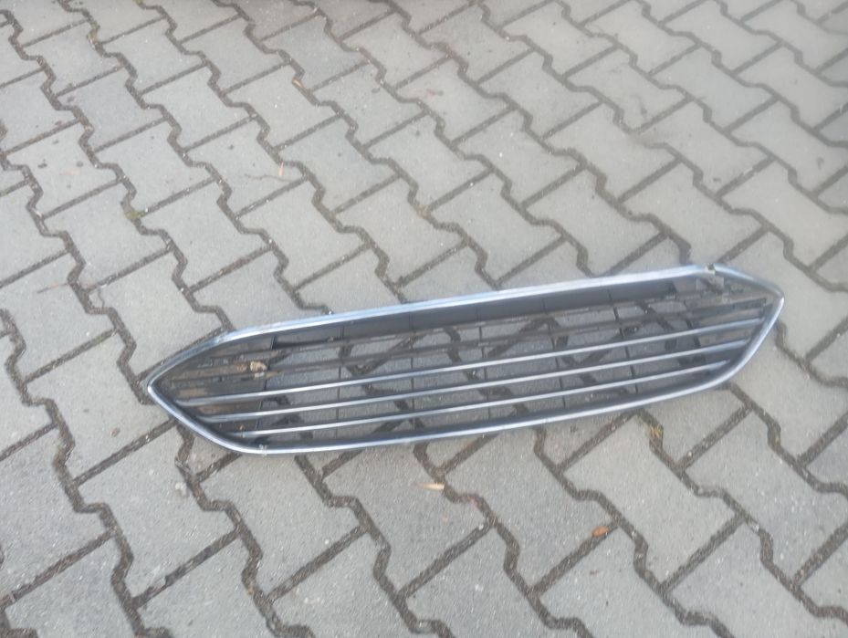 Grill atrapa chłodnicy Zderzaka przedniego przód Ford C-Max MK2 Lift