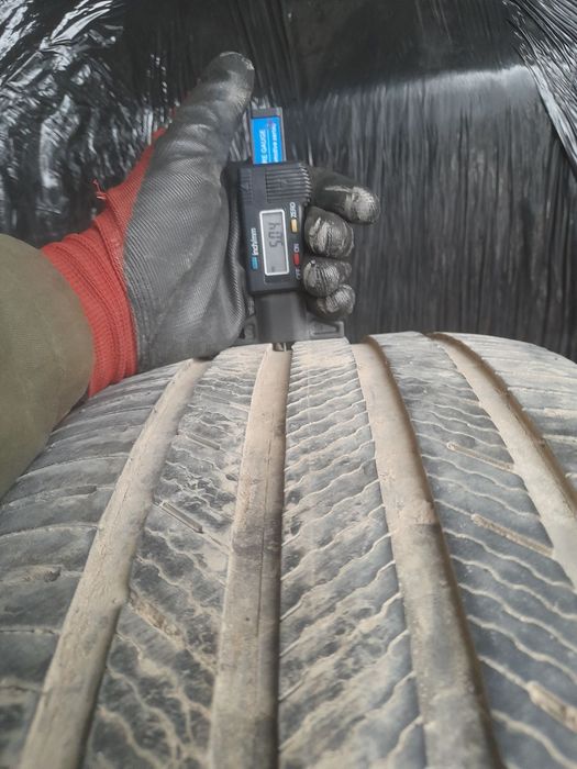 Шини Michelin Premier LTX 235/50 R19 99H Б/У 5 мм