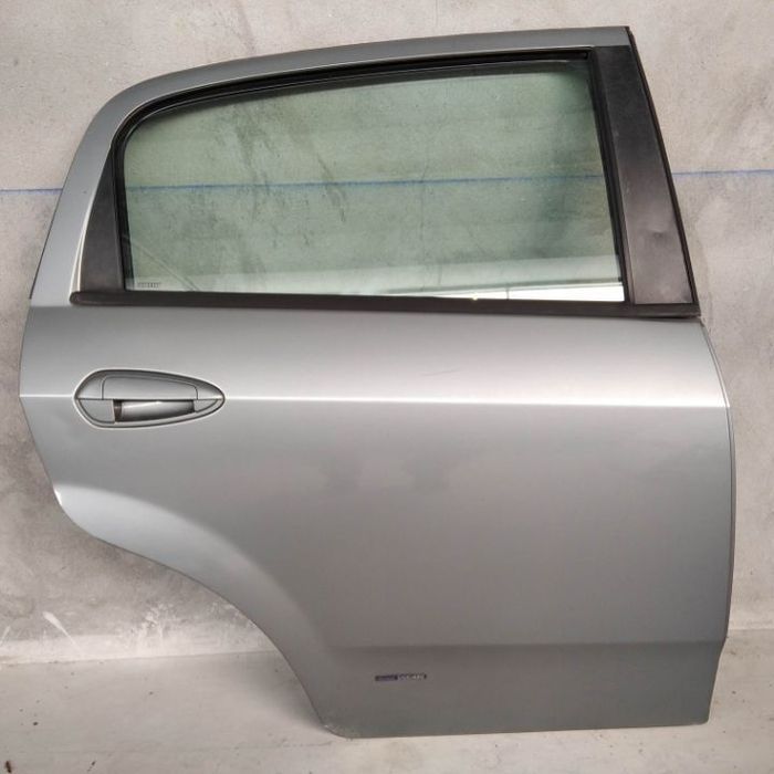 PORTA FIAT GRANDE PUNTO 06-> TRAS DIREITA