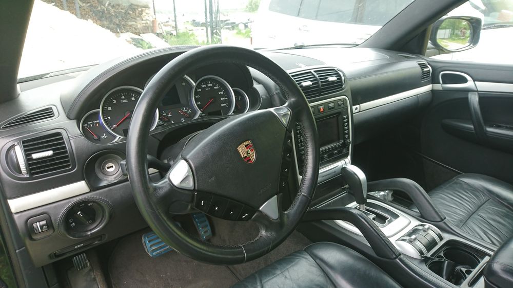 Разборка Porsche cayenne 955 4.5 957 4.8 двигатель акпп крило бампер