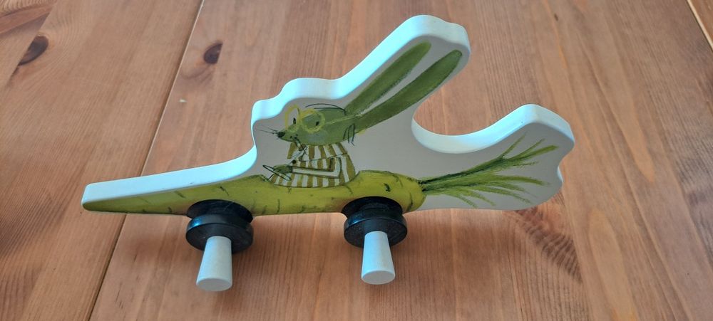 Cabide de parede para quarto de criança