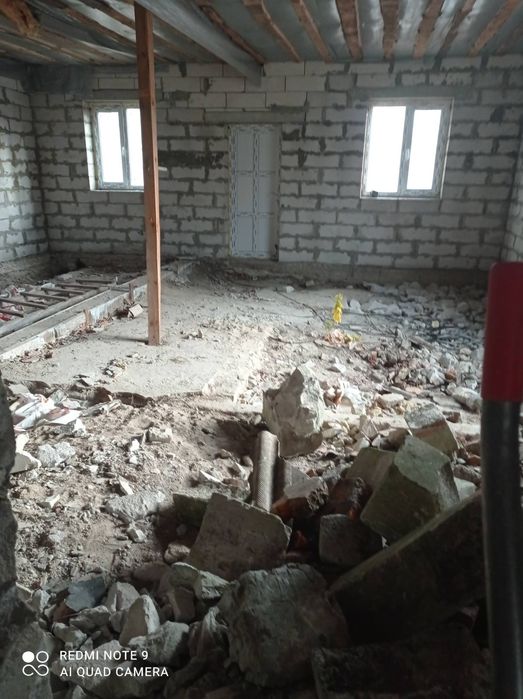 Продаж будинку , біля річки