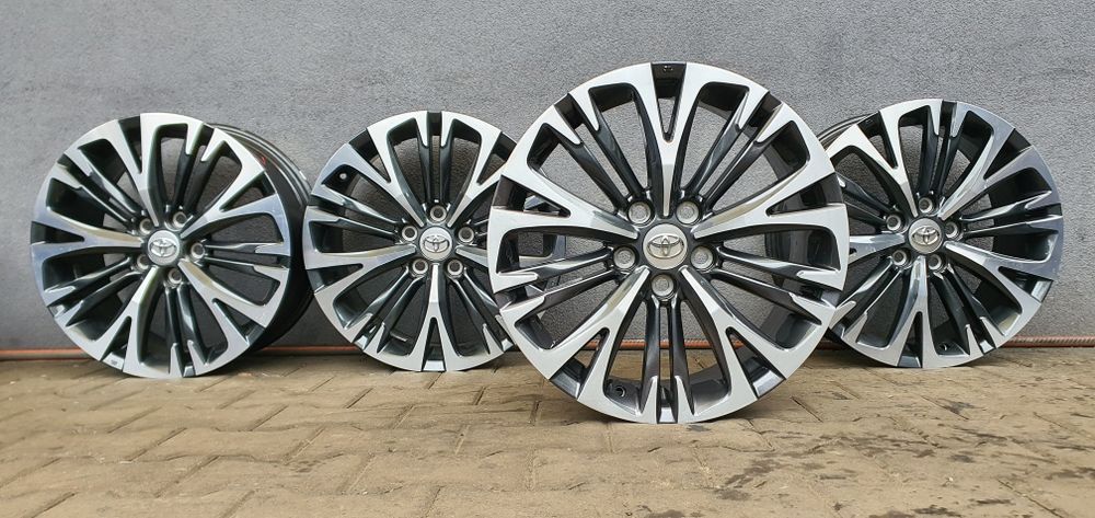 "18 5x114.3 Toyota Oryginał