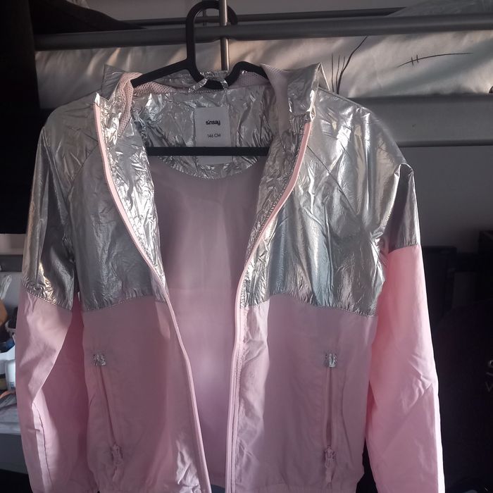 Kurteczka wiatrówka r.146