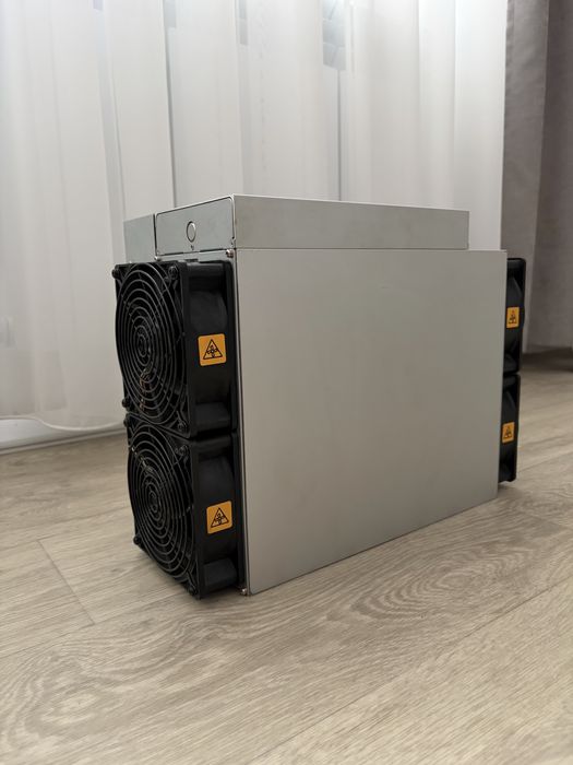 Antminer L9 16.5 состояние идеальное