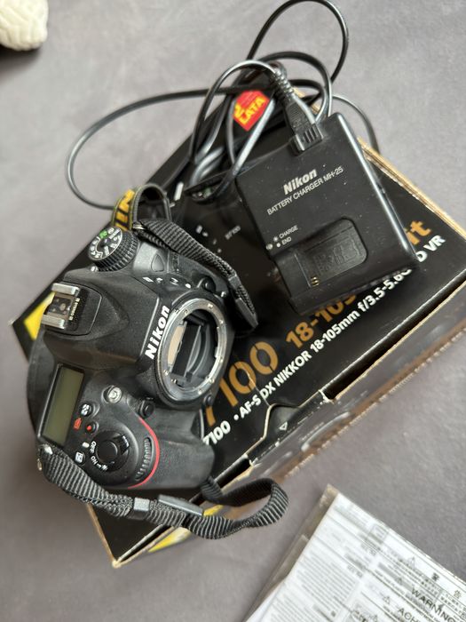 Lustrzanka Nikon D7100 korpus