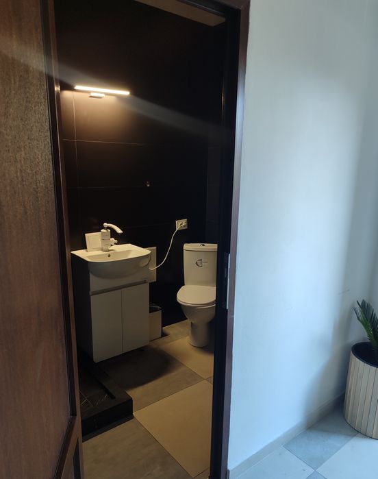 Можл продаж!! офіс від 12, 32, 45 кВ.м окремий вхід, завжди є світло!!