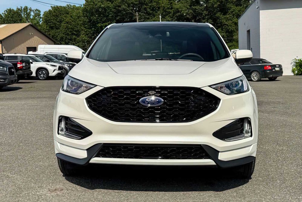 Ford Edge ST-Line      2023