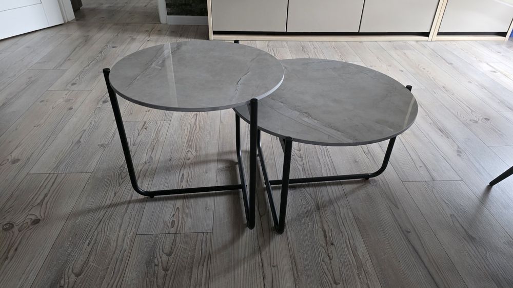 Stolik kawowy z ceramicznym blatem