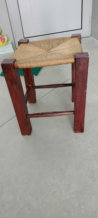 Banco madeira típico