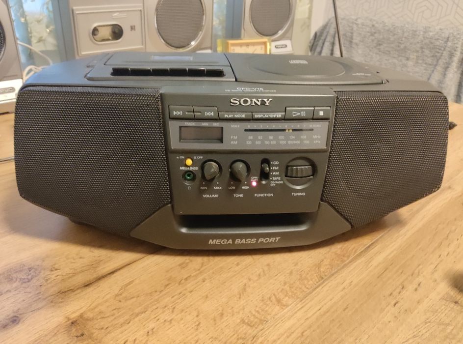 винтажный бумбокс Sony CFD-V15,