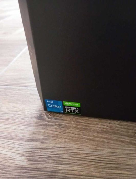 •PILNE• komputer ASUS rog strix