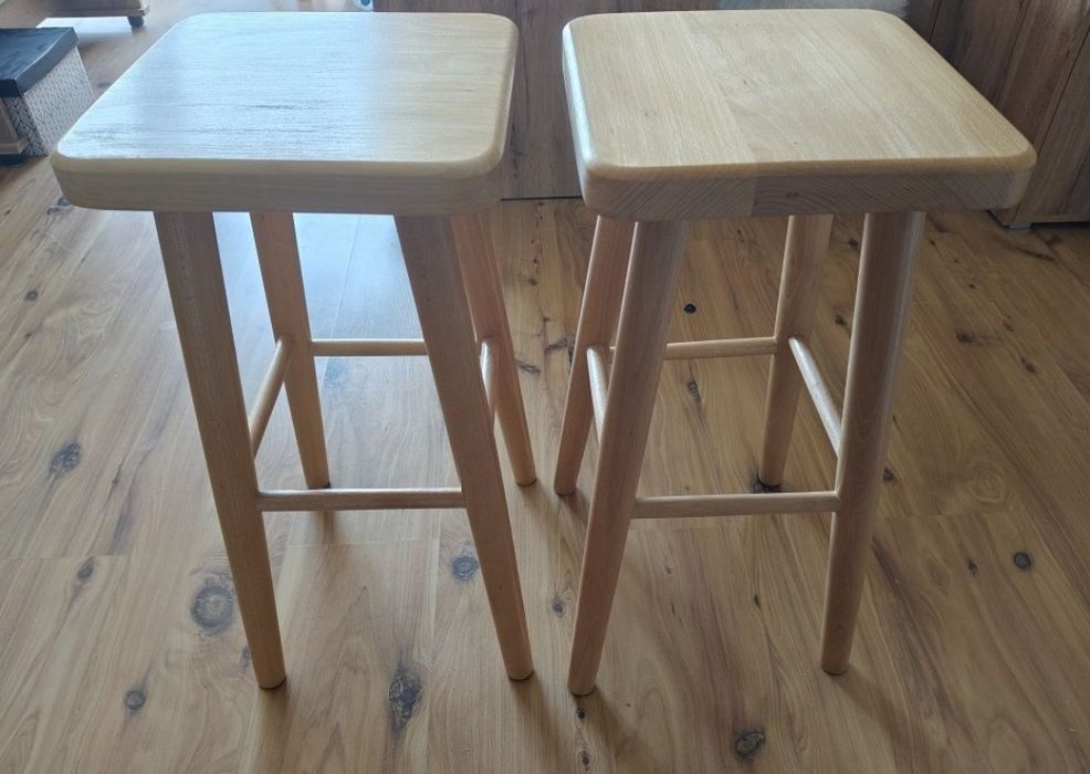 Hoker / Taboret drewniany