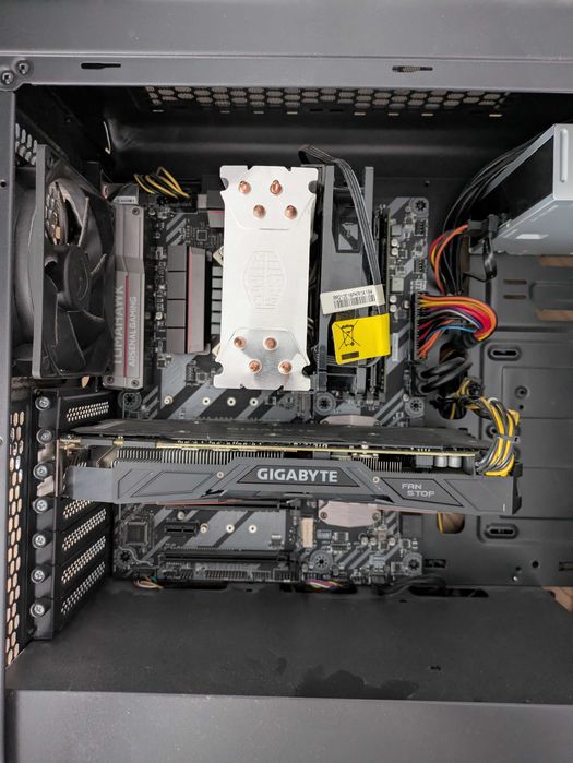 yoyotiyo様PC/Core i7-8700K/16G/GTX1070Ti ドスパラ、GeForce GTX 1070 Tiとi7-8700K搭載のゲーミングPC