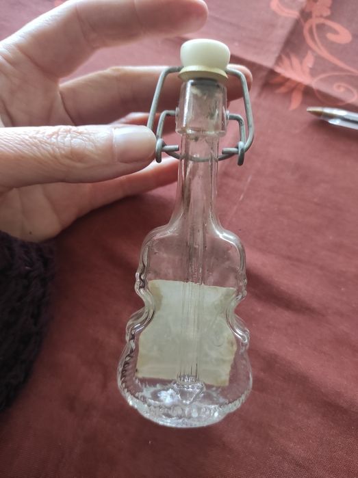 Garrafinha antiga de limoncello