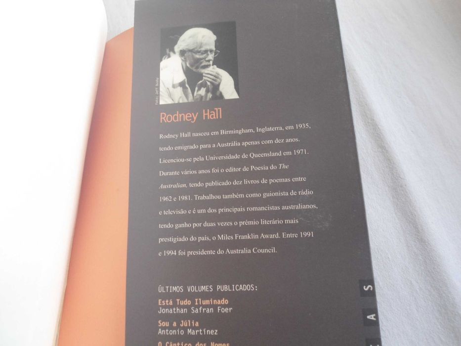 O Dia em que Hitler foi lá a casa por Rodney Hall