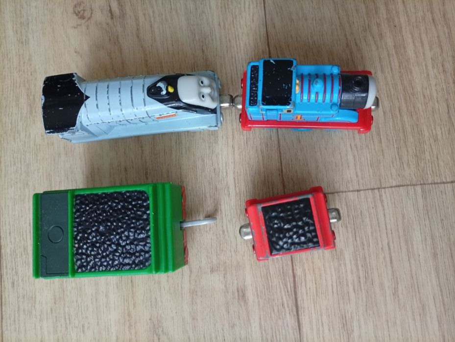 Паровозики Thomas