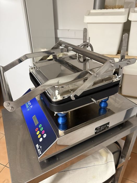 Máquina profissional BILAIT Tartlet Machine – como nova