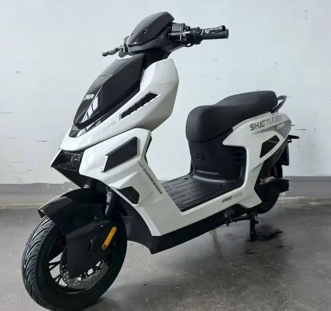 Магазин електроскутерів Corso Yadea Tailg електроскутер,электроскутер