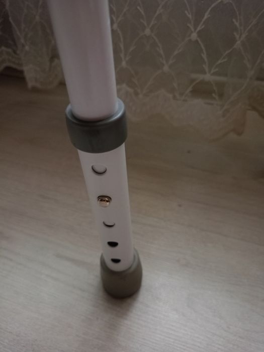 Продам крісло туалет