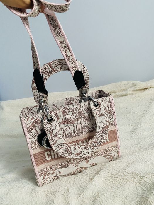 Torebka shopper rozowa kuferkowa dior dlugi pasek nowa