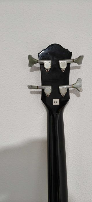 Ibanez AE10-BK1201 baixo