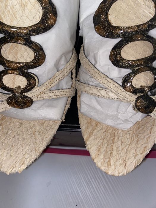 Босоніжки з кожи пітона