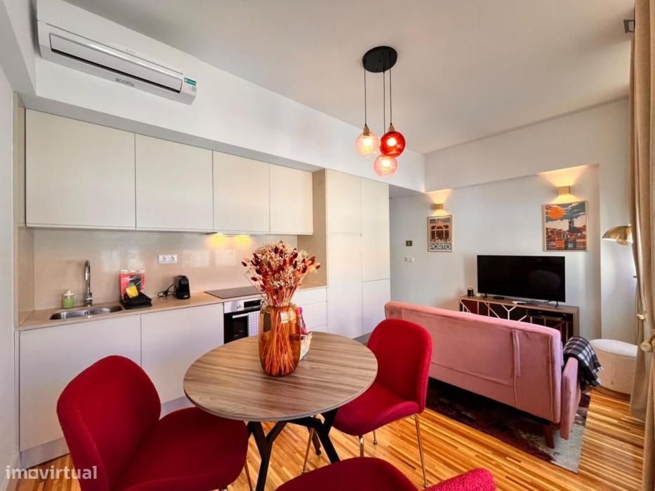Apartamento com 1 quartos - localizado em Santo Ildefonso Porto