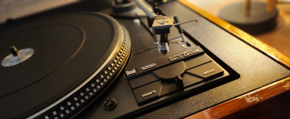 Gramofon Dual CS 1256