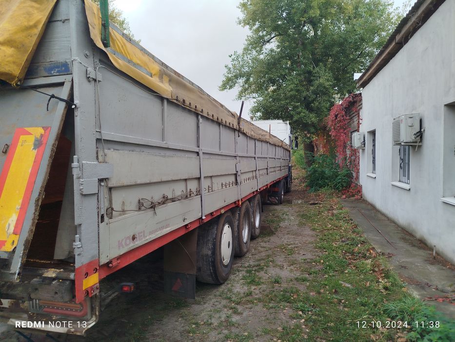 Напівпричіп зерновоз