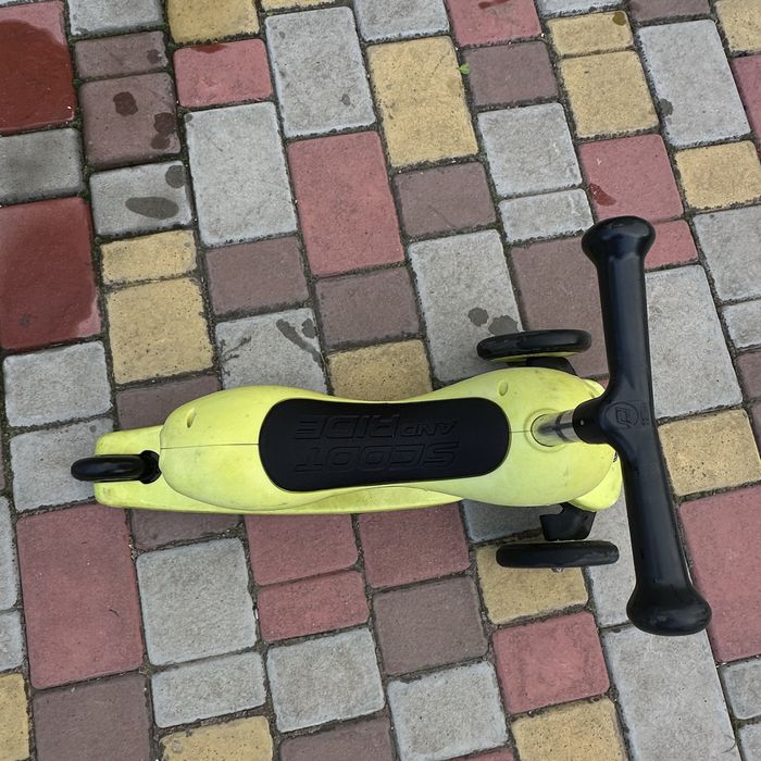 Cамокат Scoot and Ride 2 в 1 Highwaykick Lemon беговел