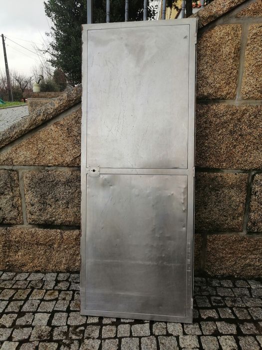 Portão em inox 76 cm x 200cm