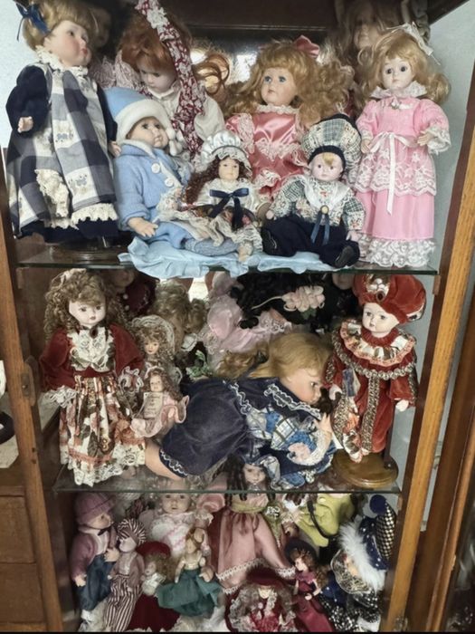 Bonecas de porcelana