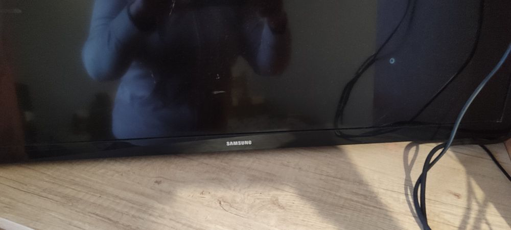 Led телевізор Samsung UE32M4000AU