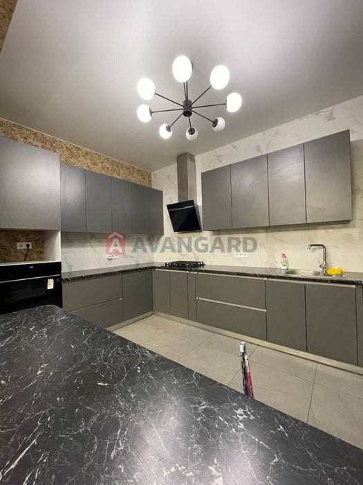 Продам новый дом Ермолаевка ,5 км от Днепра