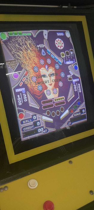 Máquina Pinball nova original damos garantia.