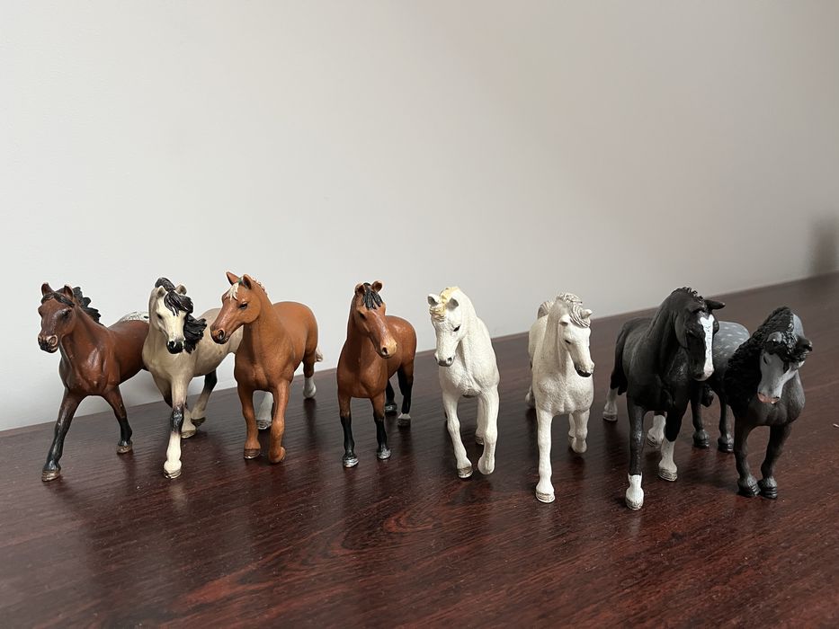 Koniki Schleich -zestaw 8szt