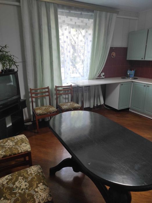 Продається два будинки