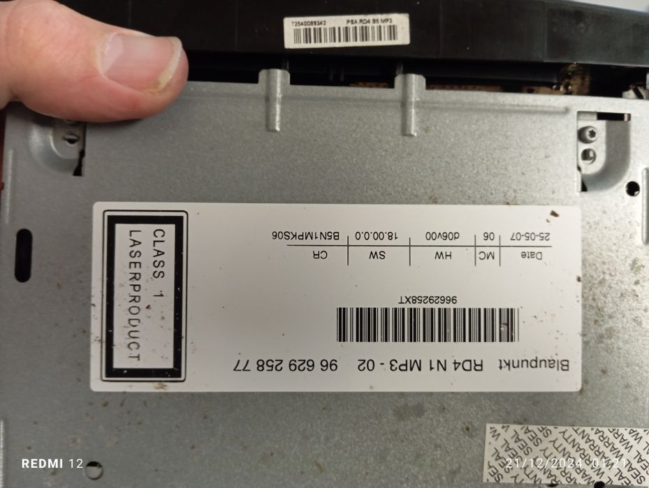 Friso frontal Citroen C4 + radio original