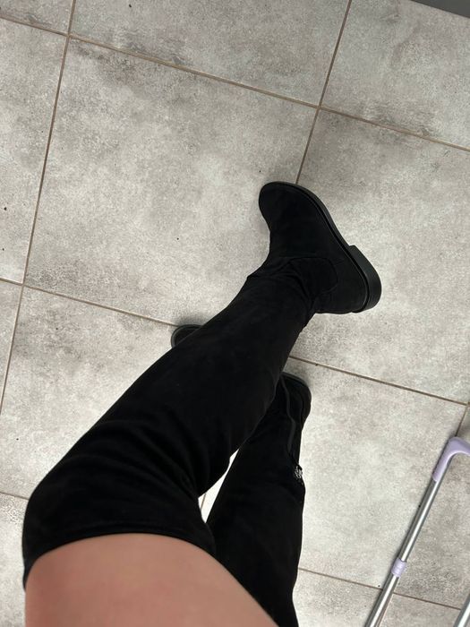 НОВІ  Ботфорти Zara замшеві