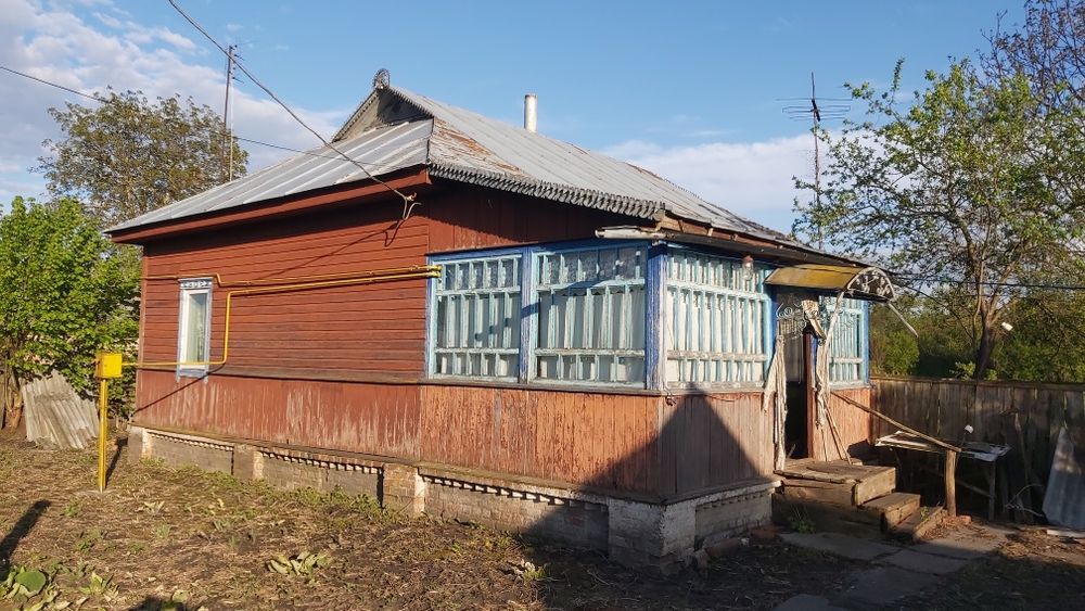 Будинок з газом,  25 км від Чернігова.