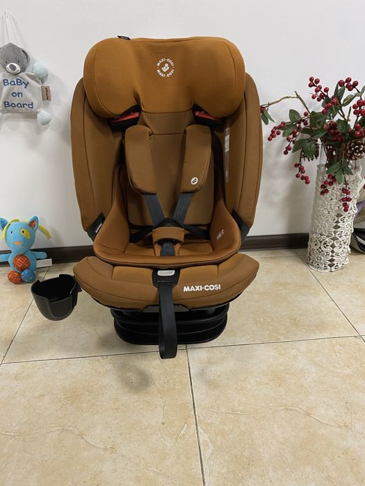 Автокрісло MAXI-COSI Titan Pro Група 1/2/3 (9-36 кг) максі косі