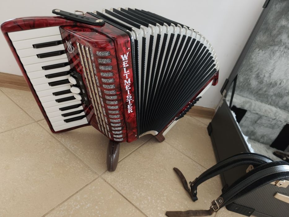 Akordeon weltmeister 48 basów