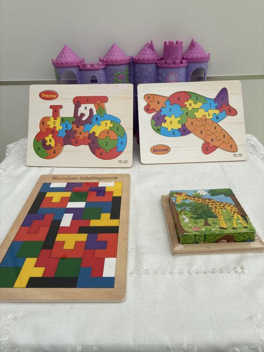 Brinquedo Montessori Puzzles em madeira