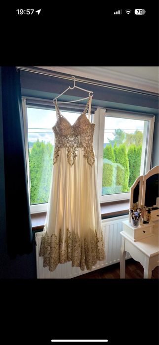 Ekskluzywna suknia ślubna