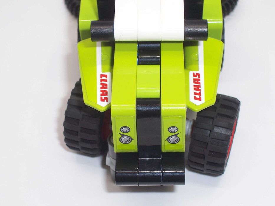 K48 Klocki LEGO Technic Mały traktor ciągnik rolniczy CLAAS XERION